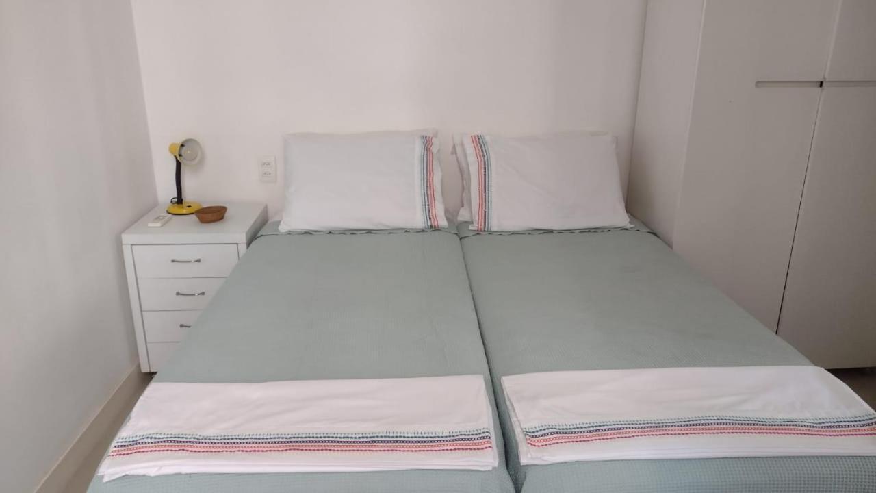 Apartamento Em Copacabana - Rua Bolivar - 2 Quartos - Excelente Localizacao Rio de Janeiro Exterior foto